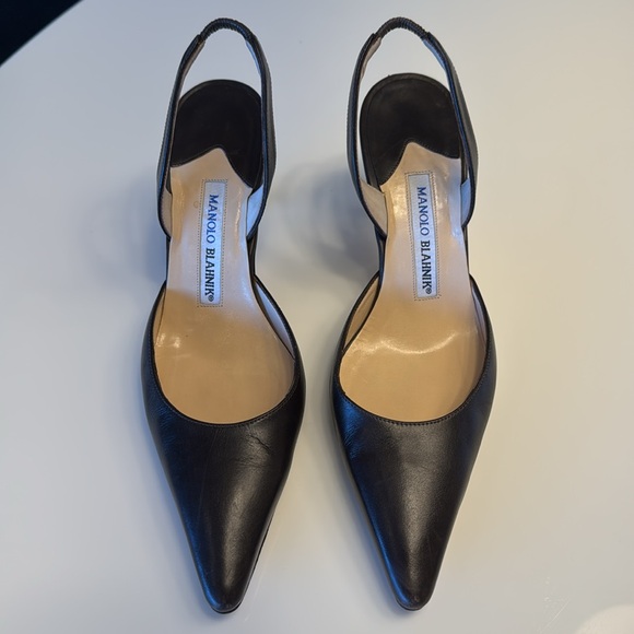 Manolo Blahnik Carolyne Black Leather Sling Back Pointed Toe Heels Pumps 37 US 7 - Picture 3 of 10